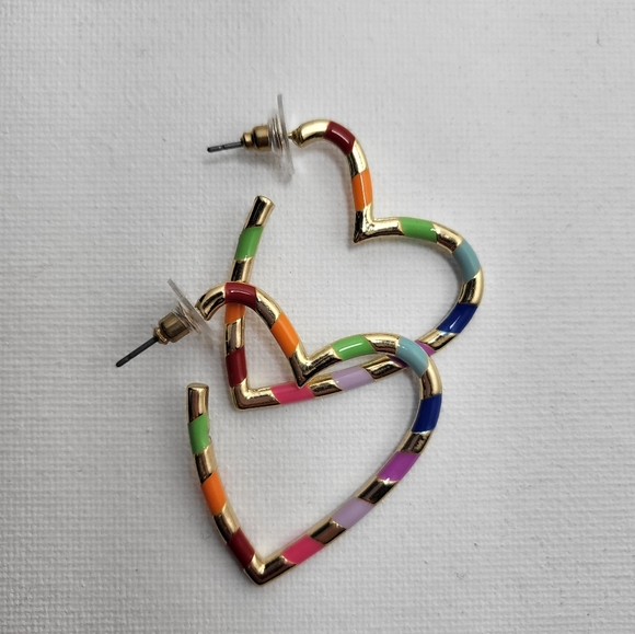 🛍️ Earrings -  NWOT - Picture 2 of 2